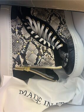 High-Top Snake-Print Sneakers with Gold Zip Detail custom made from Italy 🇮🇹